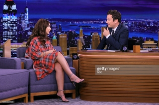 Alessia Cara feet photo thumbnail