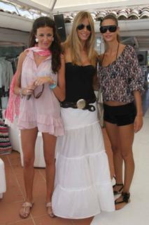 Alessia Fabiani feet photo thumbnail