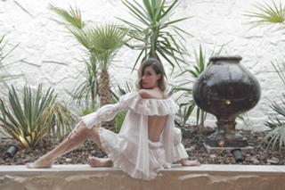 Alessia Fabiani feet photo thumbnail