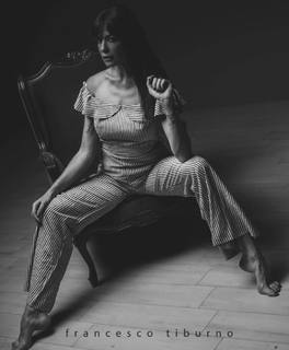 Alessia Fabiani feet photo thumbnail