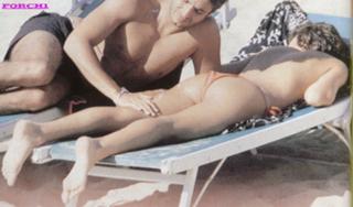 Alessia Fabiani feet photo thumbnail