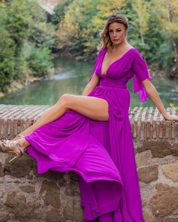 Alessia Fabiani feet photo thumbnail