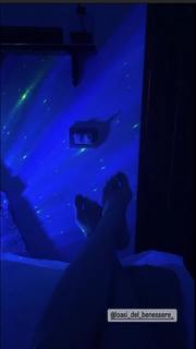 Alessia Fabiani feet photo thumbnail