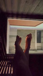 Alessia Fabiani feet photo thumbnail