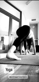 Alessia Fabiani feet photo thumbnail