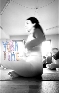 Alessia Fabiani feet photo thumbnail