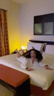 Alessia Fabiani feet photo thumbnail