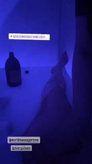 Alessia Fabiani feet photo thumbnail