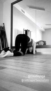 Alessia Fabiani feet photo thumbnail