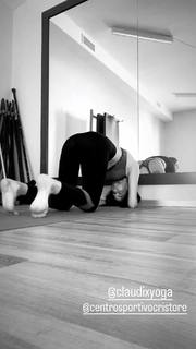 Alessia Fabiani feet photo thumbnail