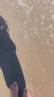 Alessia Fabiani feet photo thumbnail