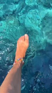 Alessia Fabiani feet photo thumbnail