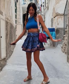 Alessia Fabiani feet photo thumbnail