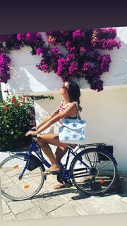 Alessia Fabiani feet photo thumbnail