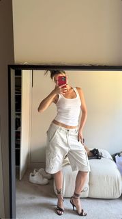 Alessia Lanza feet photo thumbnail