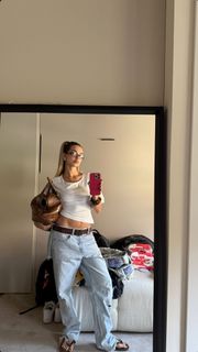 Alessia Lanza feet photo thumbnail