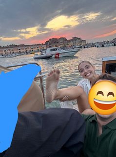 Alessia Lanza feet photo thumbnail