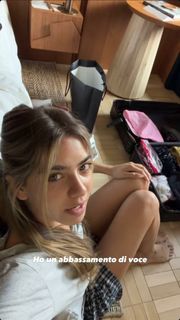 Alessia Lanza feet photo 4