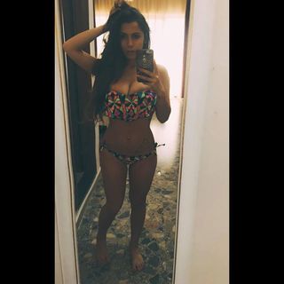 Alessia Macari feet photo 20