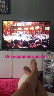 Alessia Macari feet photo 2