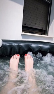 Alessia Macari feet photo 1