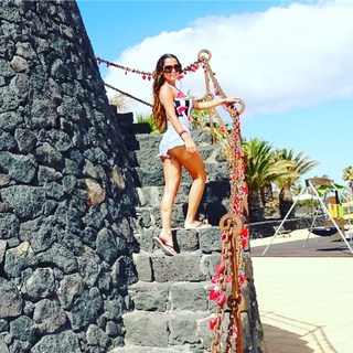 Alessia Macari feet photo 1