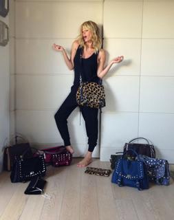 Alessia Marcuzzi feet photo thumbnail