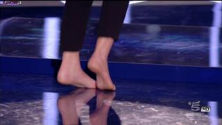 Alessia Marcuzzi feet photo thumbnail