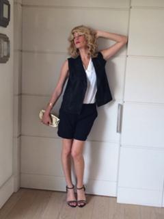 Alessia Marcuzzi feet photo thumbnail