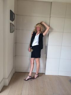Alessia Marcuzzi feet photo thumbnail