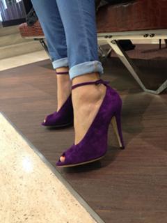 Alessia Marcuzzi feet photo thumbnail