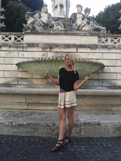 Alessia Marcuzzi feet photo thumbnail