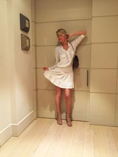 Alessia Marcuzzi feet photo thumbnail