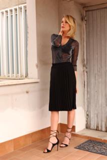 Alessia Marcuzzi feet photo thumbnail