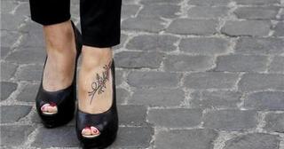 Alessia Morani feet photo 3
