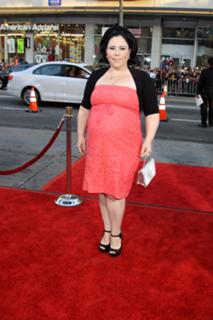 Alex Borstein feet photo 15