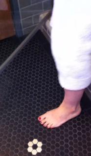 Alex Borstein feet photo 2