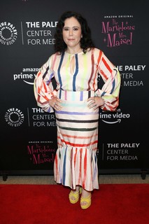 Alex Borstein feet photo 11