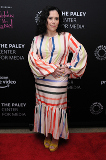 Alex Borstein feet photo 4
