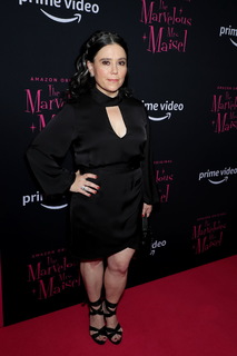Alex Borstein feet photo 17