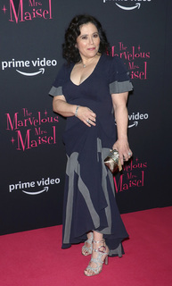 Alex Borstein feet photo 11