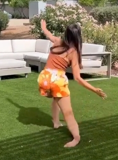 Alex Clark feet photo 8