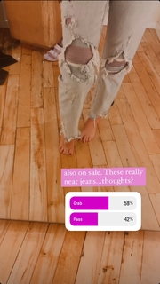 Alex Clark feet photo 1