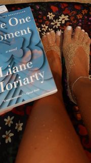 Alex Clark feet photo 17