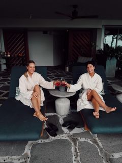 Alex Clark feet photo 15