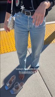 Alex Clark feet photo 3