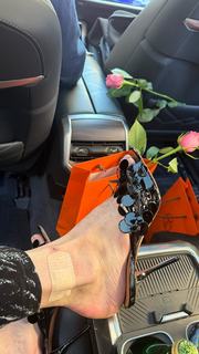 Alex Consani feet photo 9