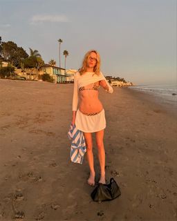 Alex Consani feet photo 2