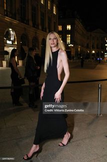 Alex Consani feet photo 4