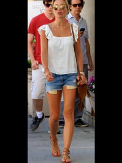 Alex Curran feet photo 2